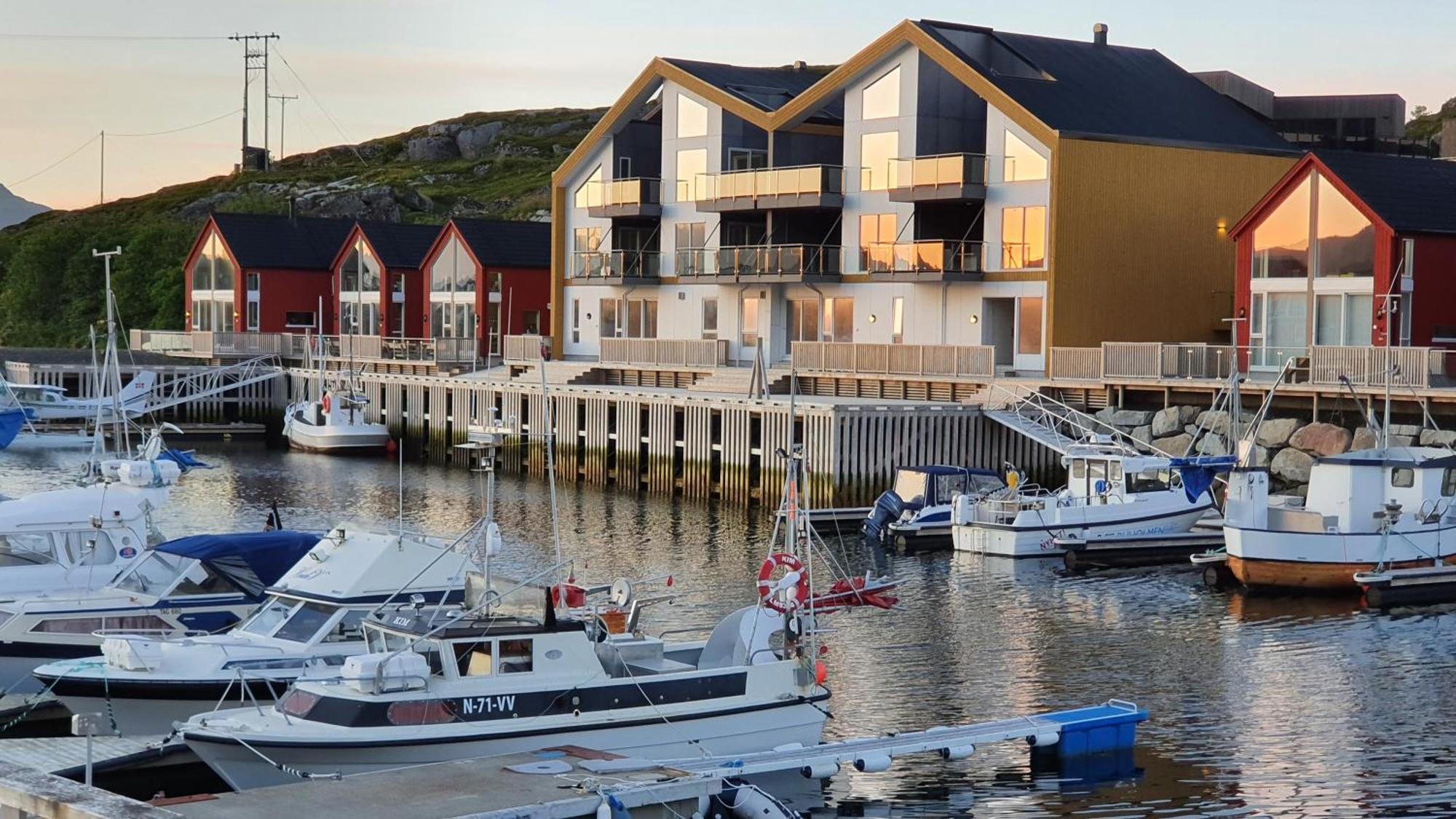 Lofoten Seaside Ballstad Exterior photo